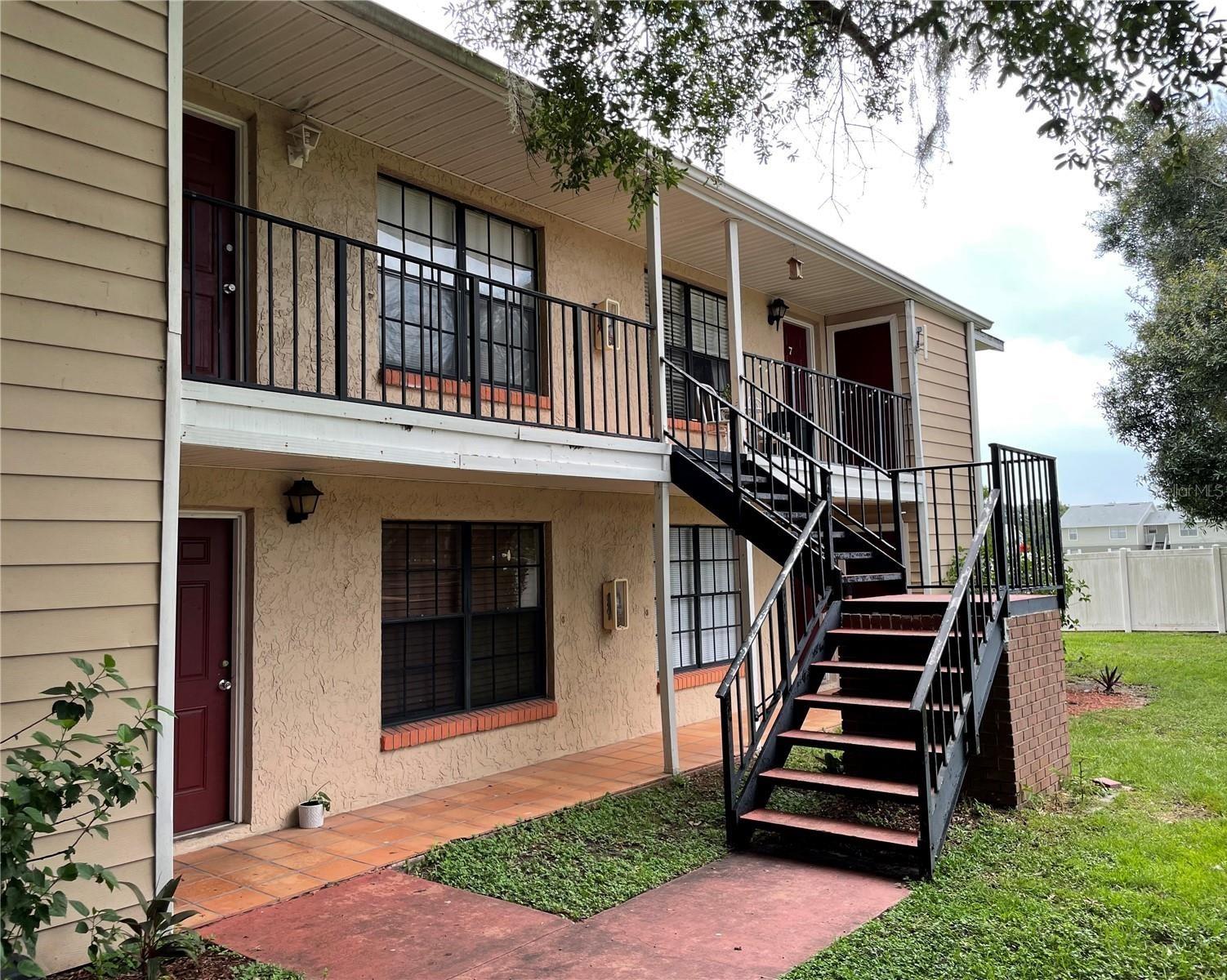 21027 Voyager Boulevard #3 Property Photo 1