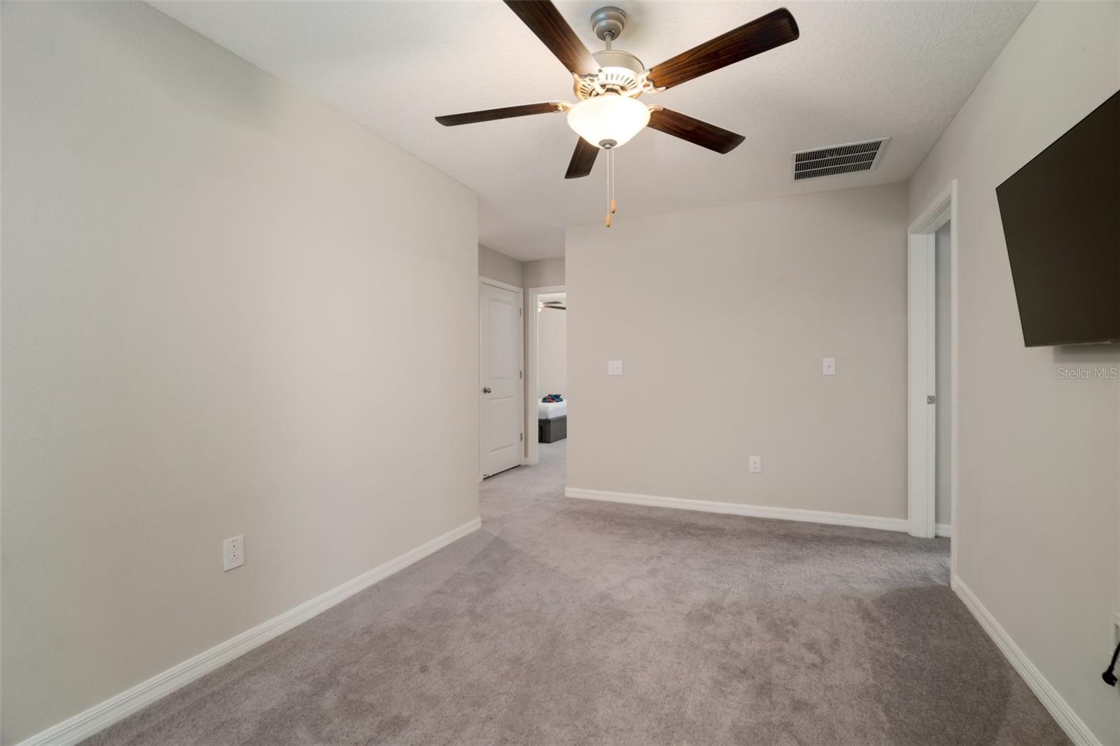 6980 King Creek Dr Property Photo 22