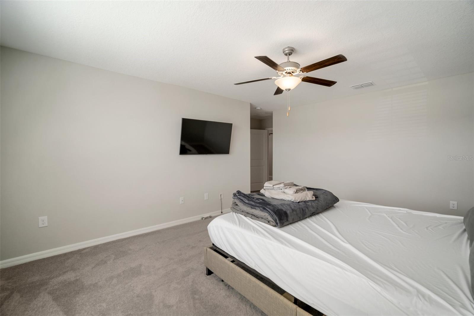 6980 King Creek Dr Property Photo 25