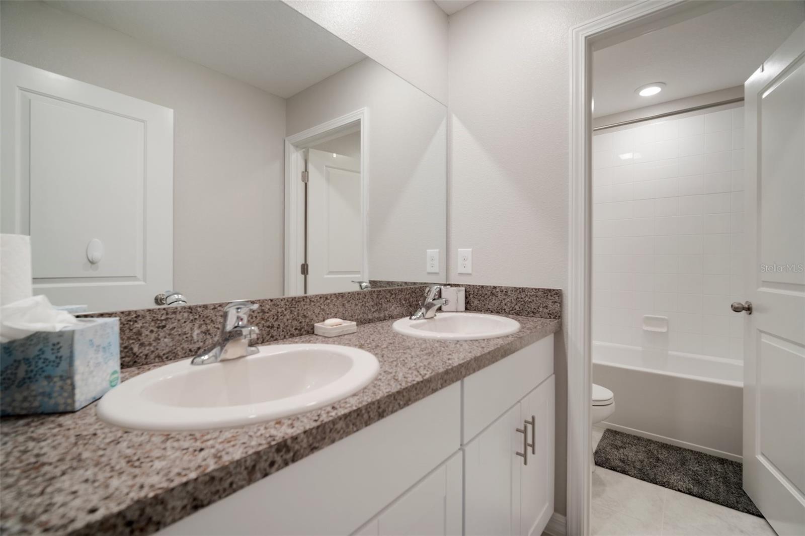 6980 King Creek Dr Property Photo 42