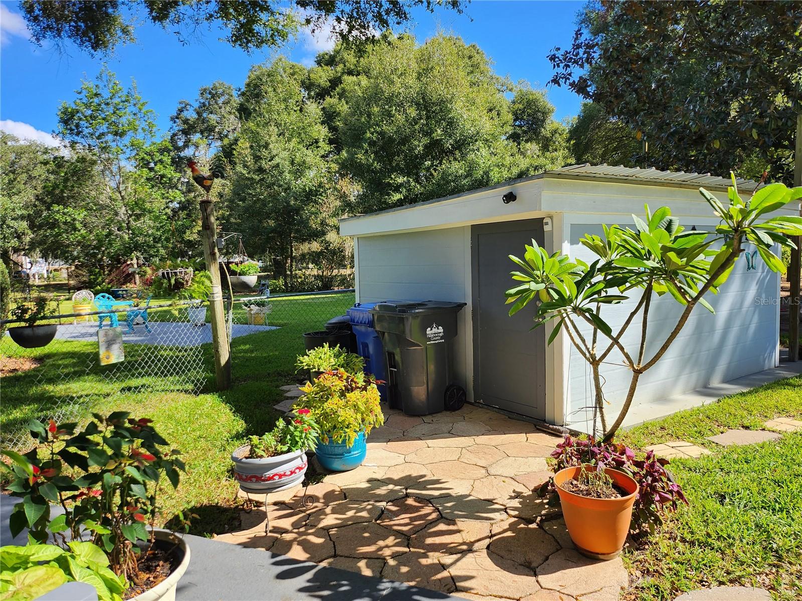 411 Bryan Rd Property Photo 11