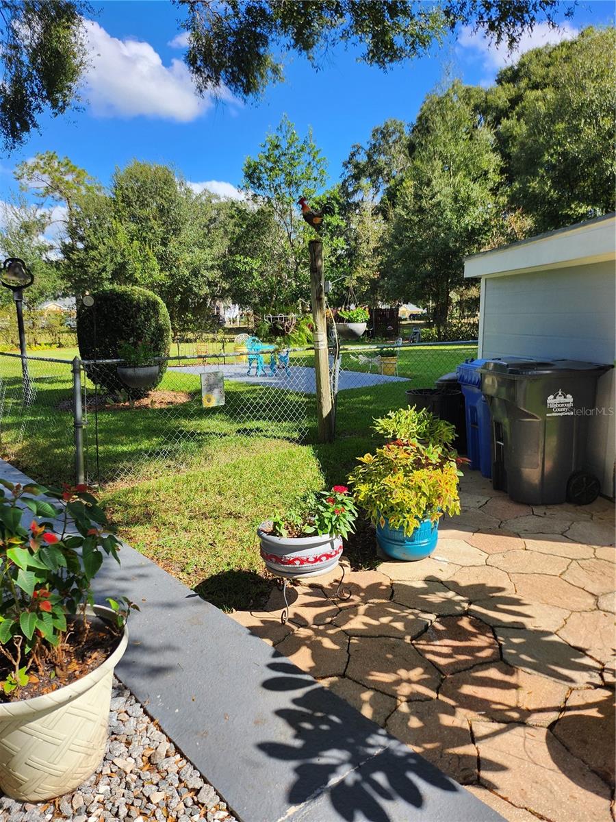411 Bryan Rd Property Photo 13