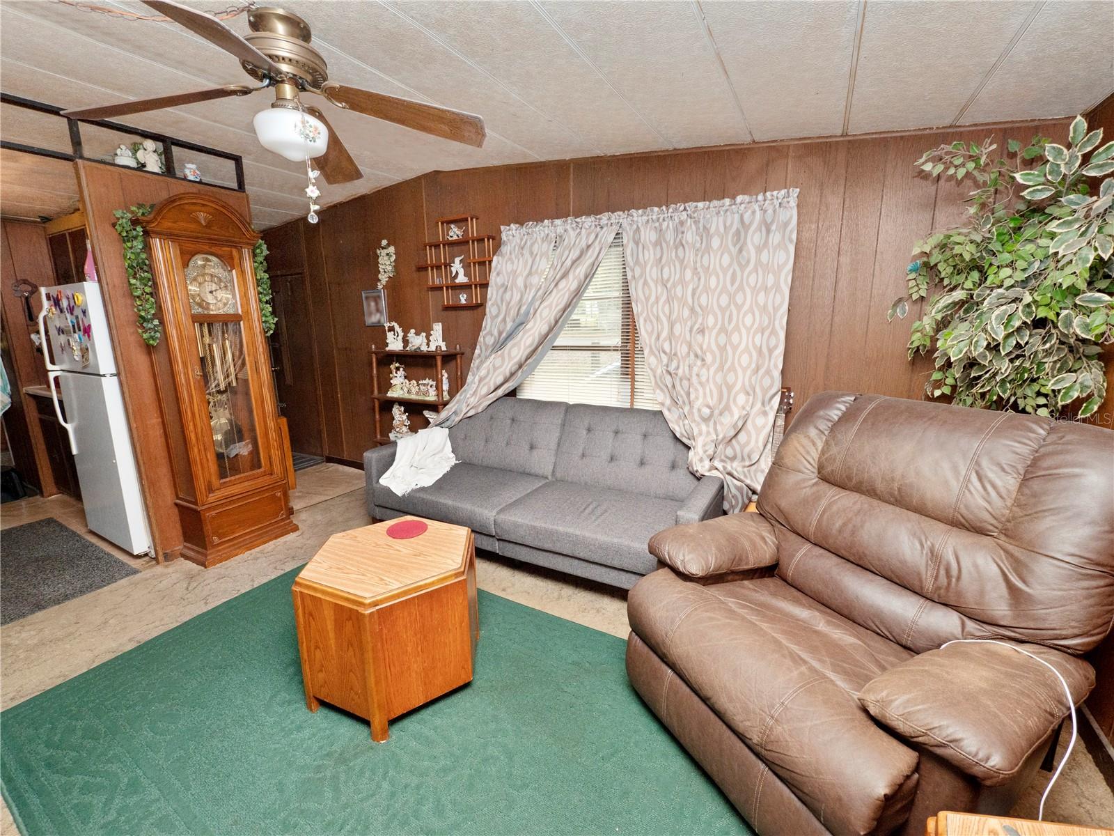 6106 Pine Ave Nw Property Photo 15