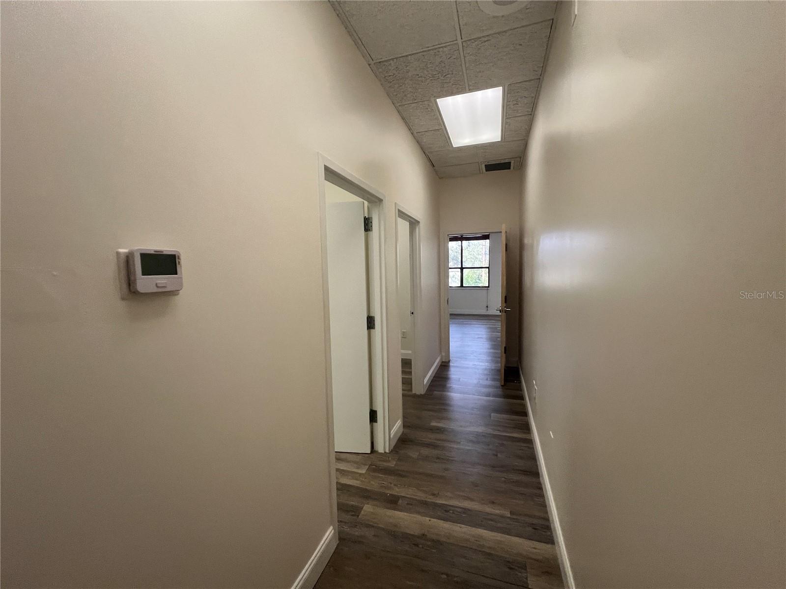2111 W Swann Ave Property Photo 21