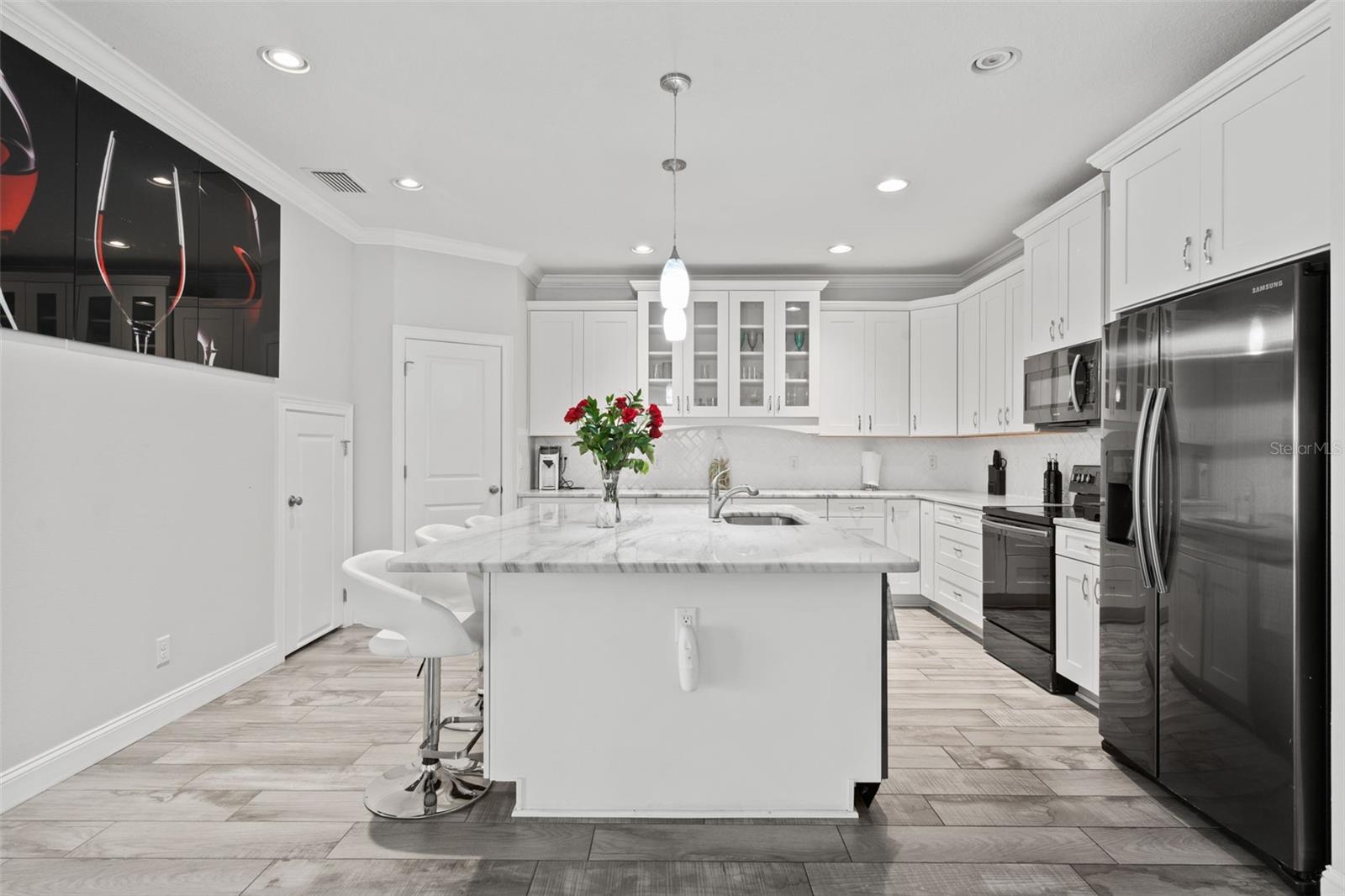 6409 Oyster Island Cv Property Photo 12