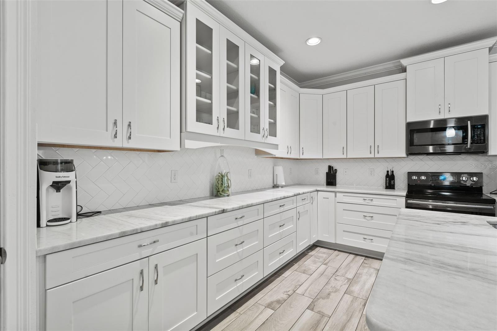 6409 Oyster Island Cv Property Photo 14