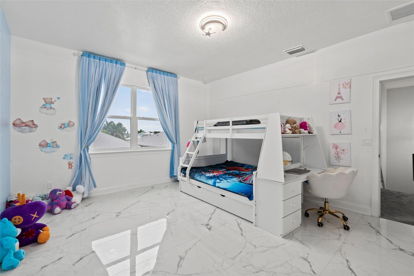 6409 Oyster Island Cv Property Photo 23