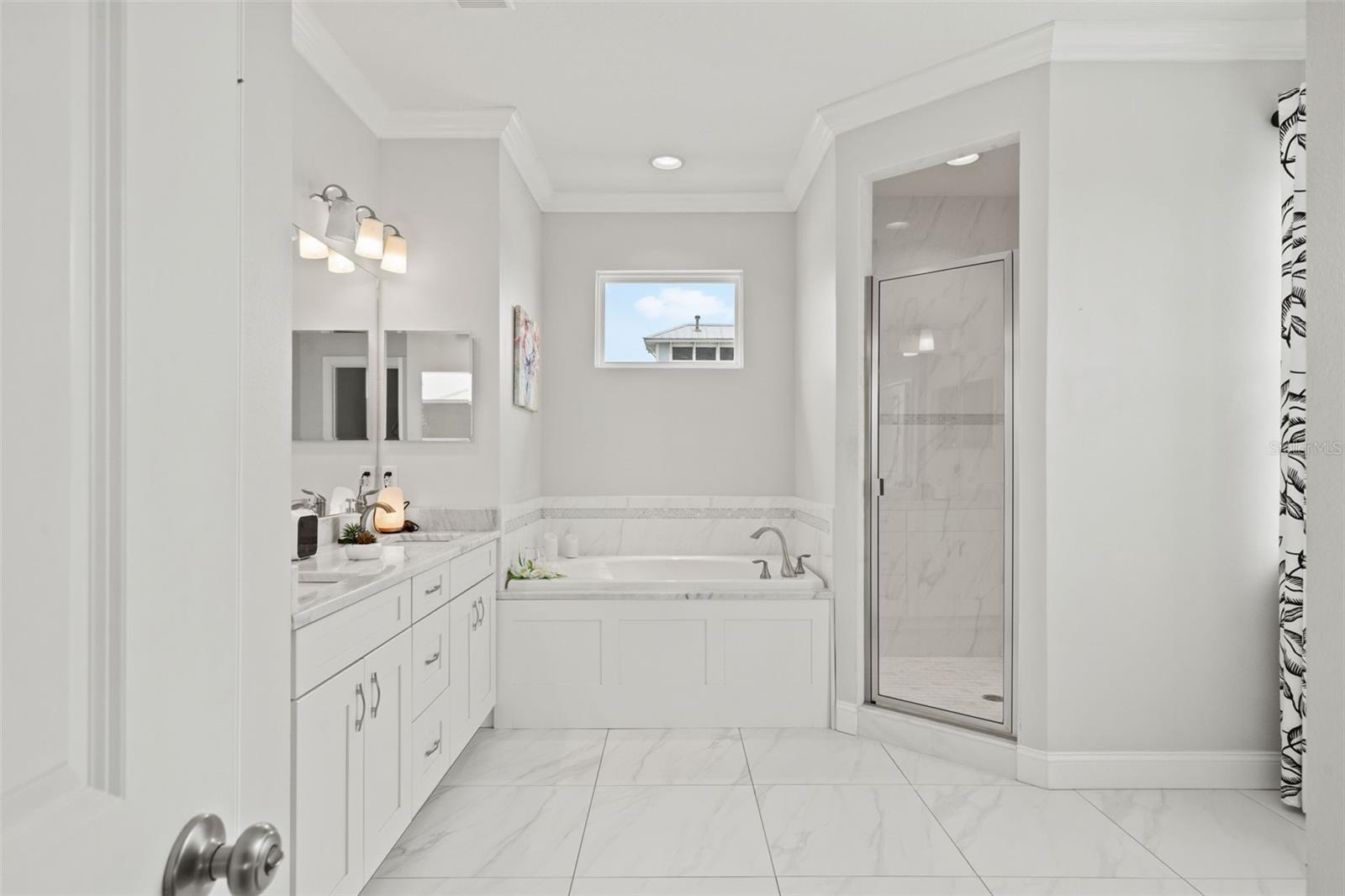 6409 Oyster Island Cv Property Photo 28