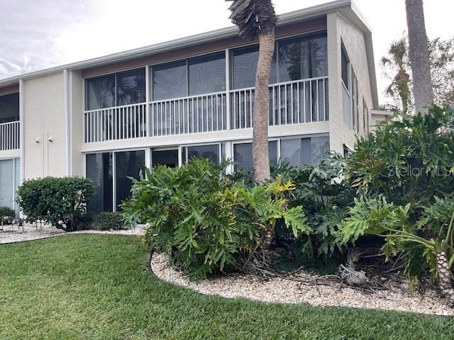 201 Silver Lake Dr #101 Property Photo 3