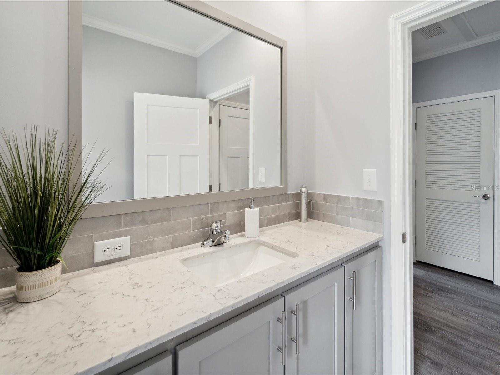 18415 Buttercup Ave Property Photo 27