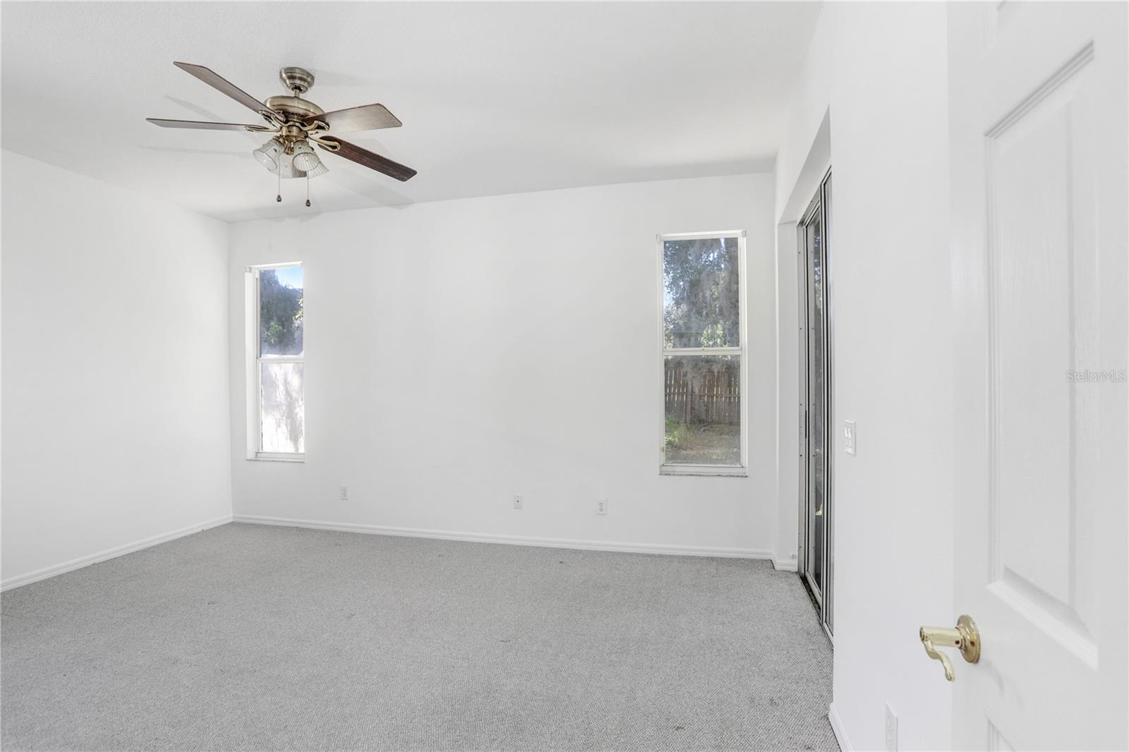 2927 Minuteman Ln Property Photo 25