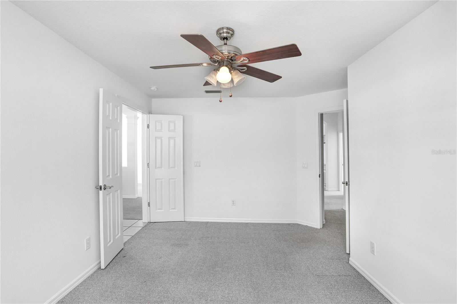 2927 Minuteman Ln Property Photo 26