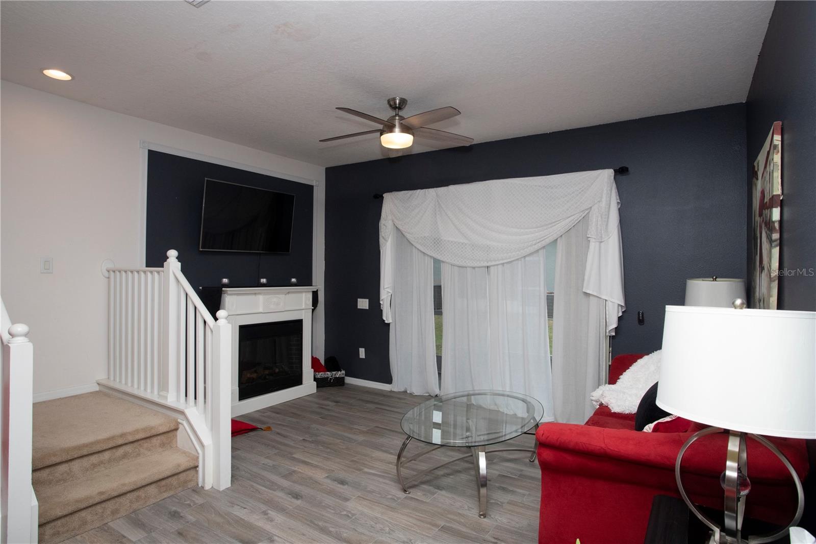 12811 Kings Crossing Dr Property Photo 12