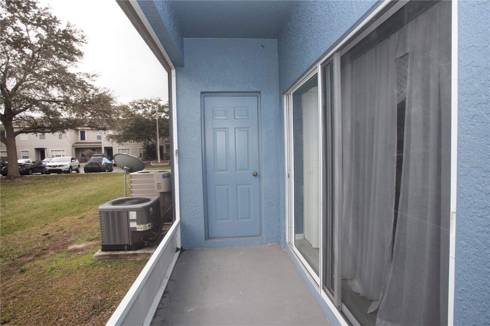 12811 Kings Crossing Dr Property Photo 23