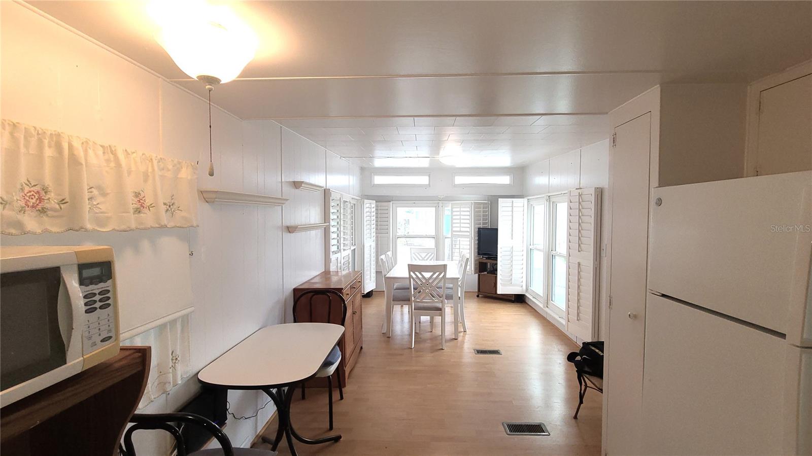 4851 W Gandy Blvd #b4 L32 Property Photo 9