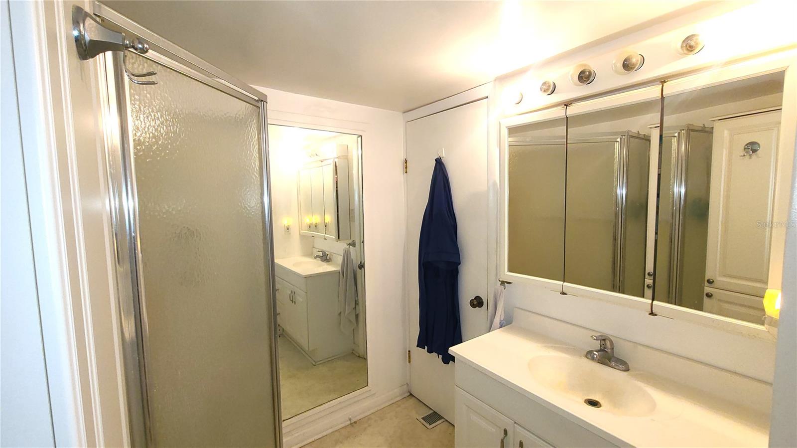 4851 W Gandy Blvd #b4 L32 Property Photo 17