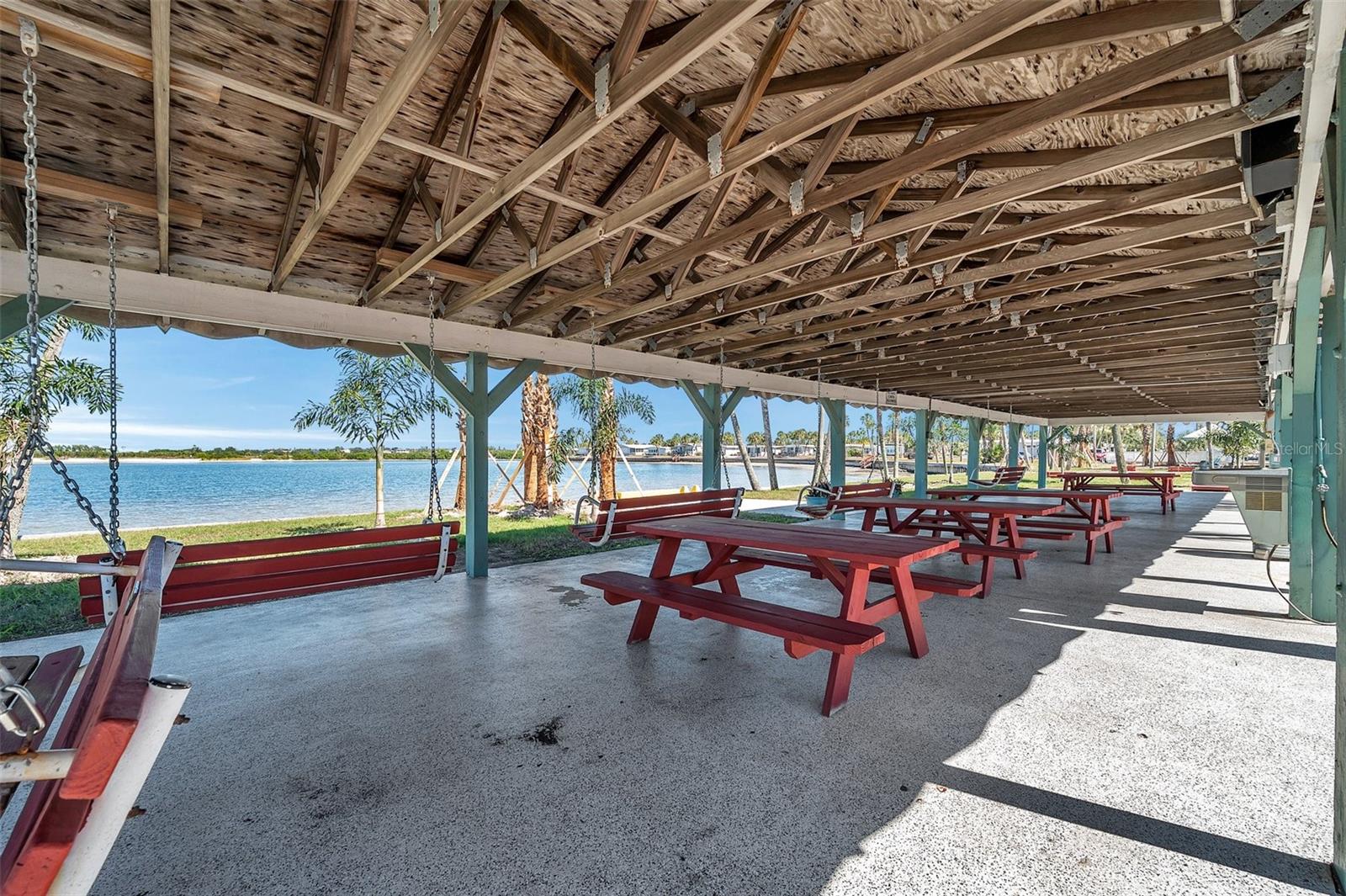 4851 W Gandy Blvd #b4 L32 Property Photo 44