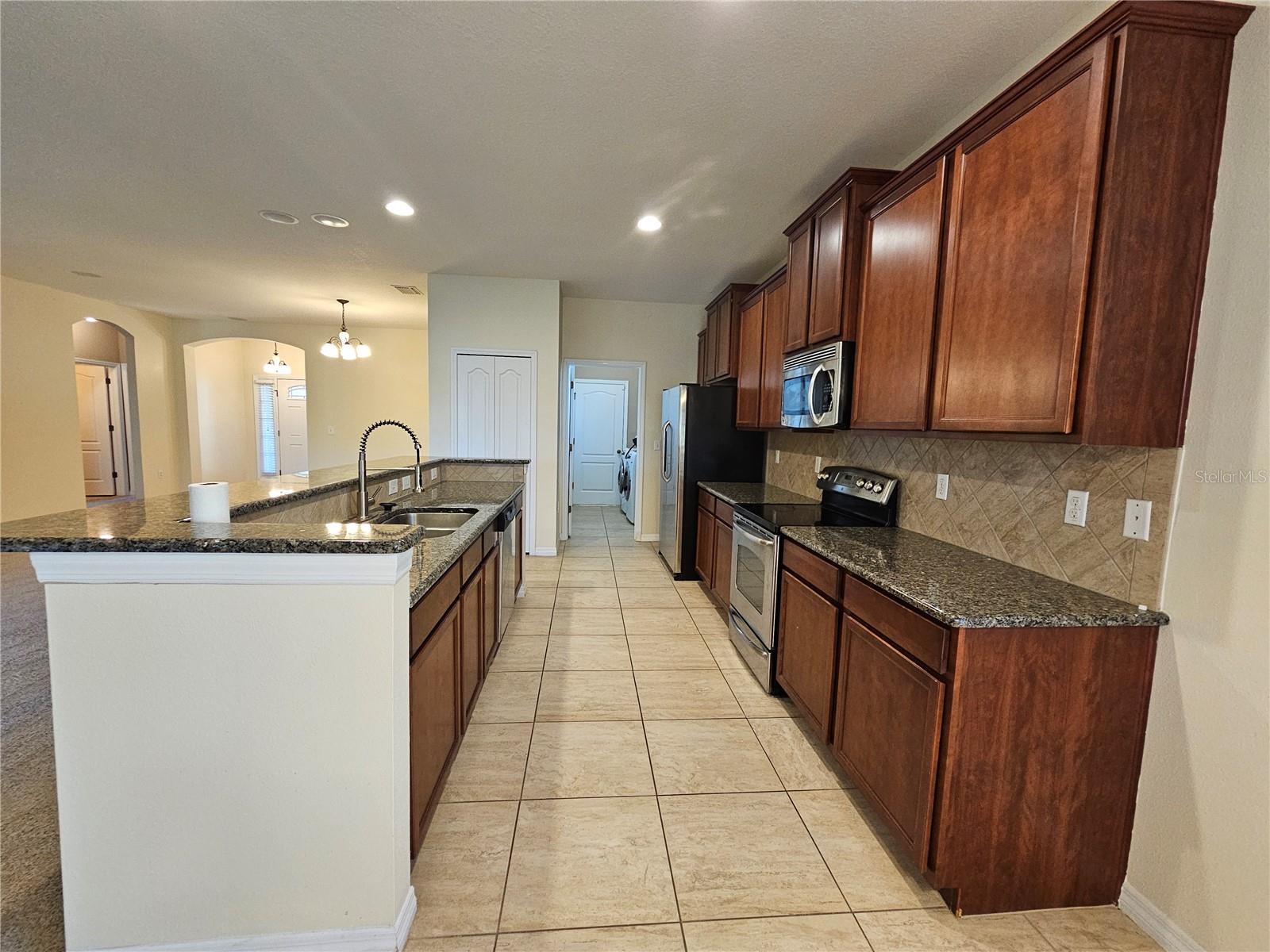 4222 Granite Glen Loop Property Photo 11