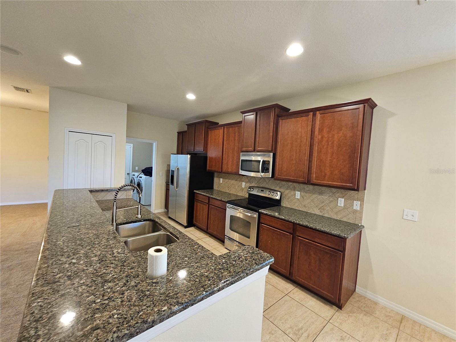 4222 Granite Glen Loop Property Photo 12