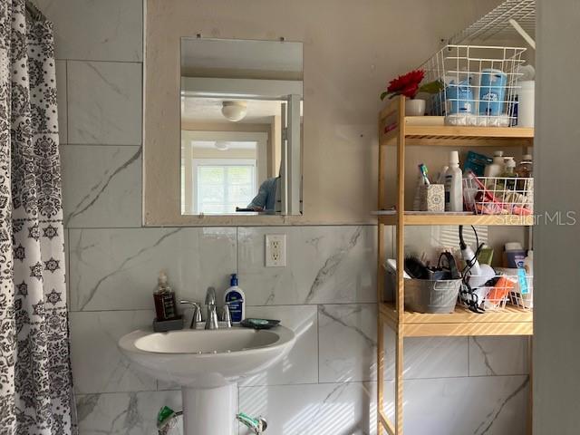 806 W De Leon St Property Photo 14