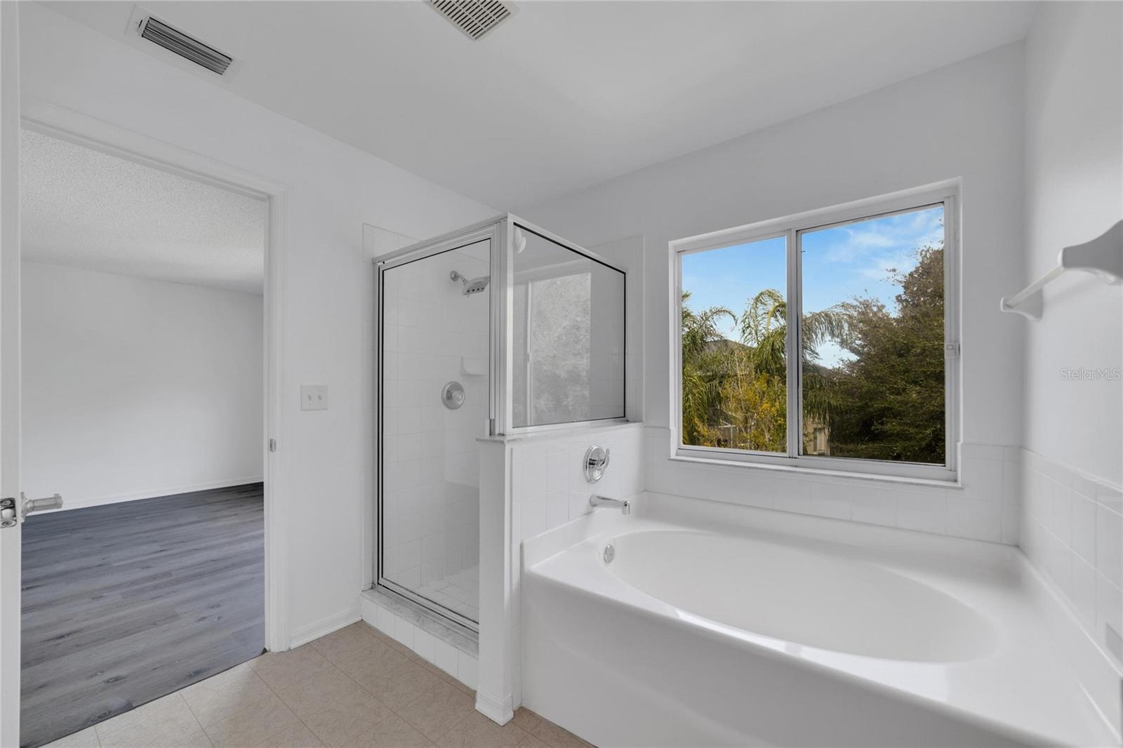 12950 Fennway Ridge Dr Property Photo 42