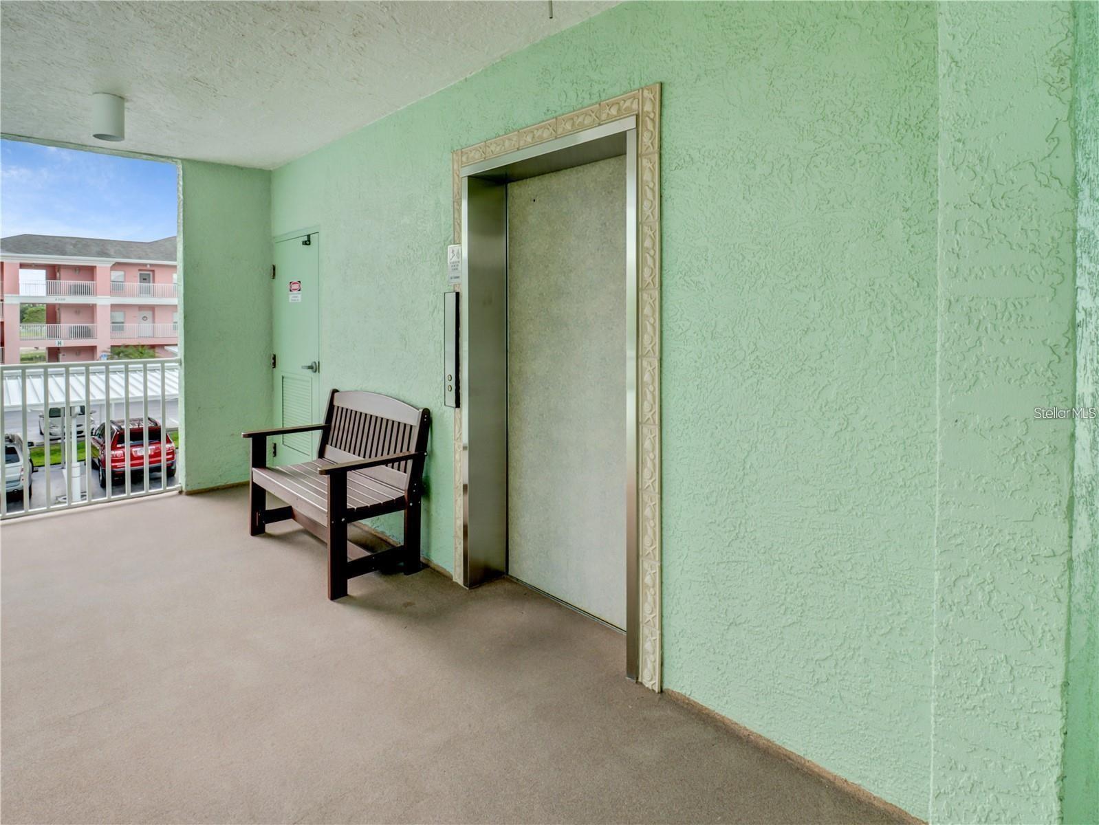 2121 Heron Lake Dr #204 Property Photo 5