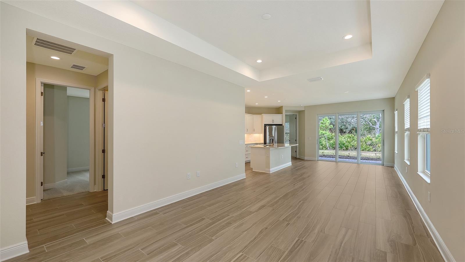 18265 Vizcaya Ct Property Photo 5