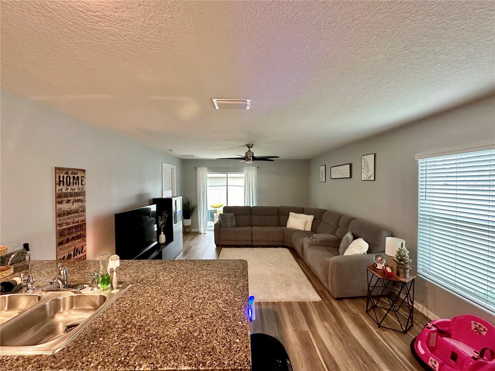 7855 Davie Ray Dr Property Photo 7