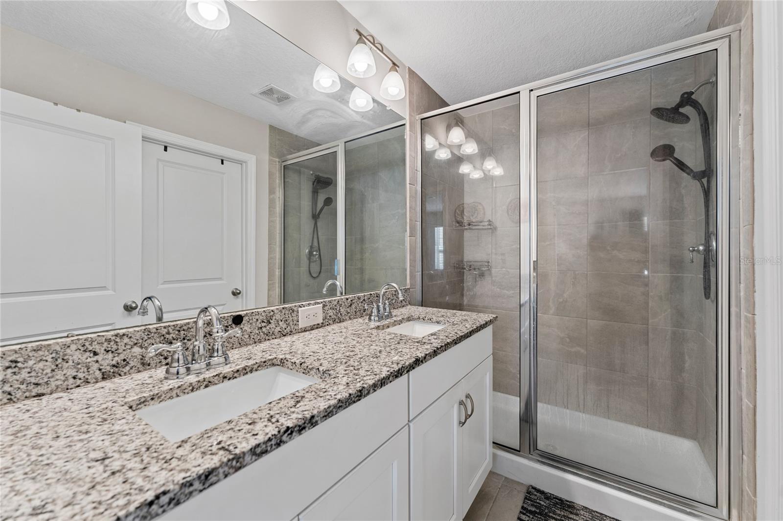 9658 Sweetwell Pl Property Photo 17