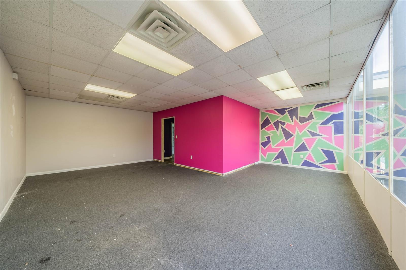 4021 N Armenia Ave #101 Property Photo 14