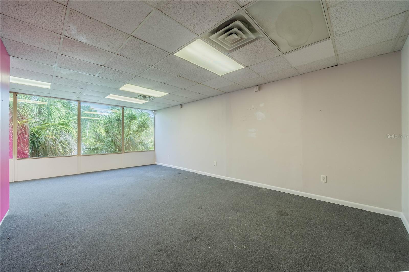 4021 N Armenia Ave #101 Property Photo 15