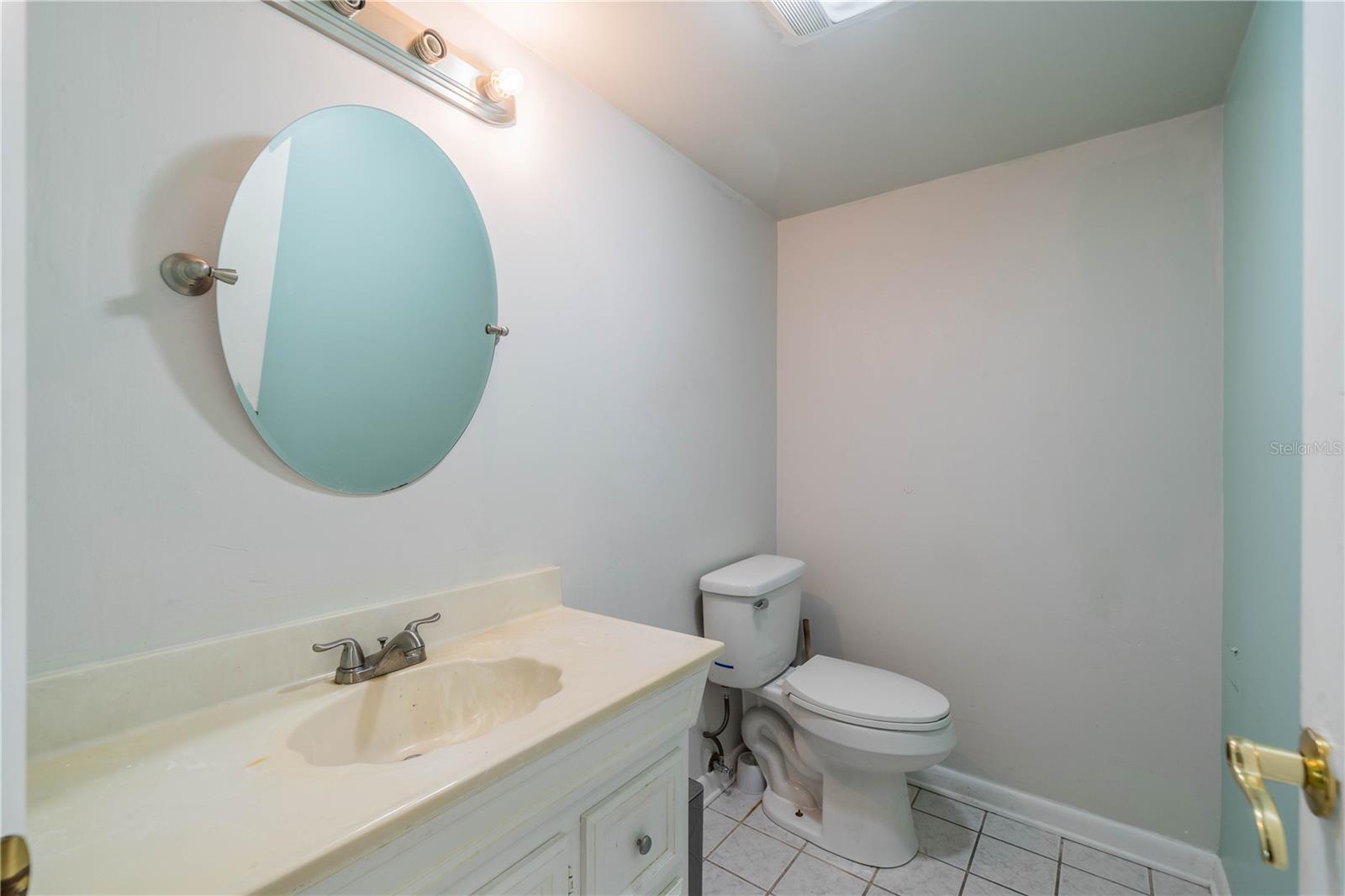 4021 N Armenia Ave #101 Property Photo 20