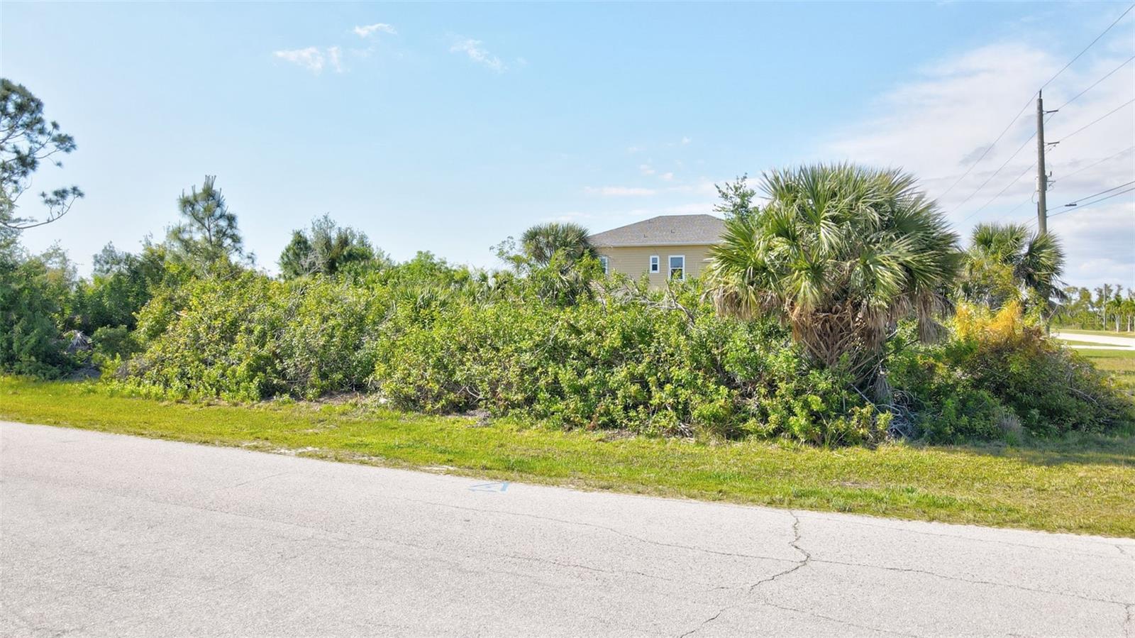 15645 Seafoam Cir Property Photo 12