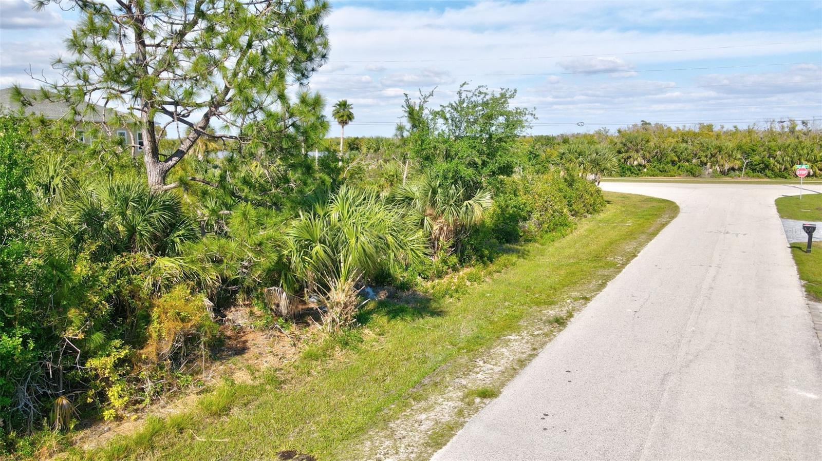 15645 Seafoam Cir Property Photo 22