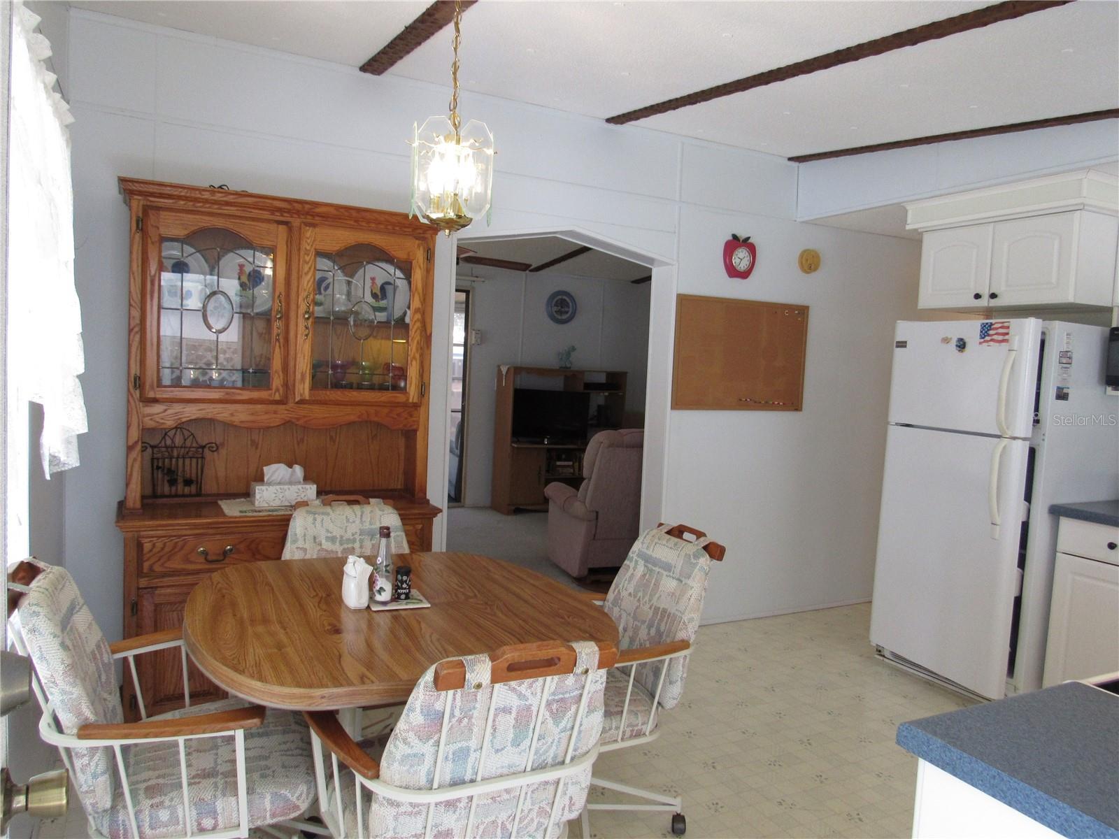37241 Cora Ave Property Photo 9