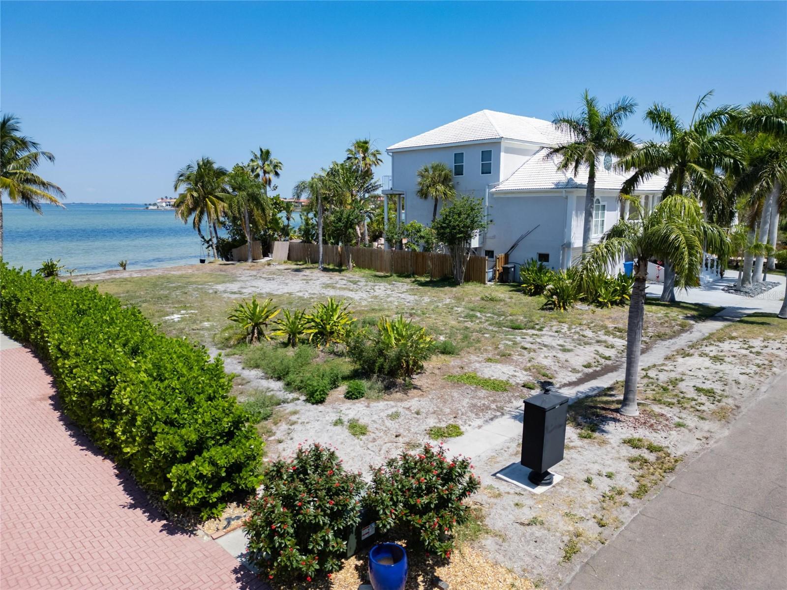 1013 Symphony Isles Blvd Property Photo 44