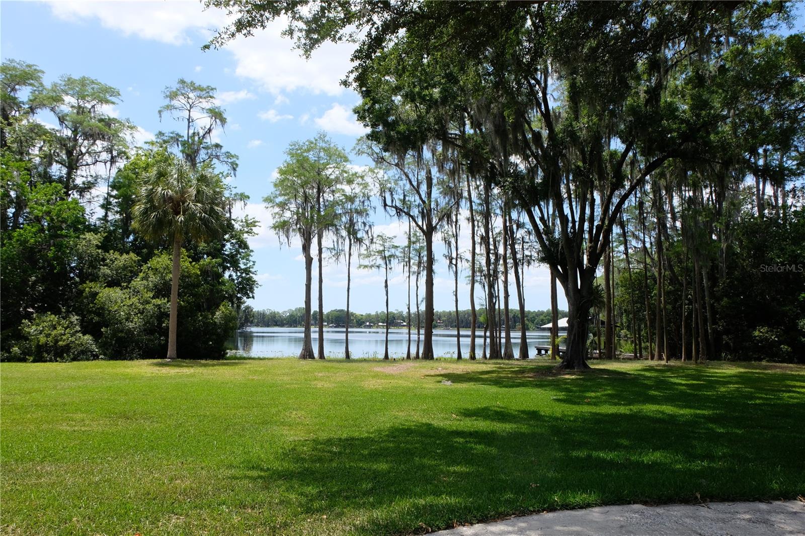 16308 Rock Lake Dr Property Photo 3