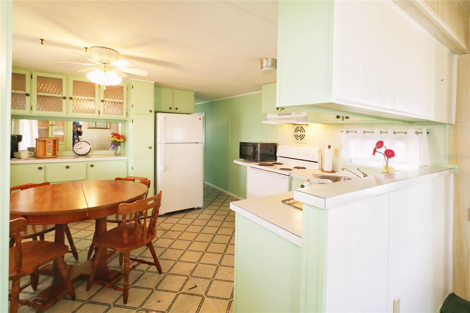 116 W Saint Johns Way Property Photo 7