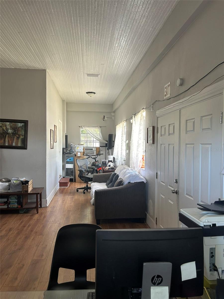 3008 N Nebraska Ave Property Photo 6