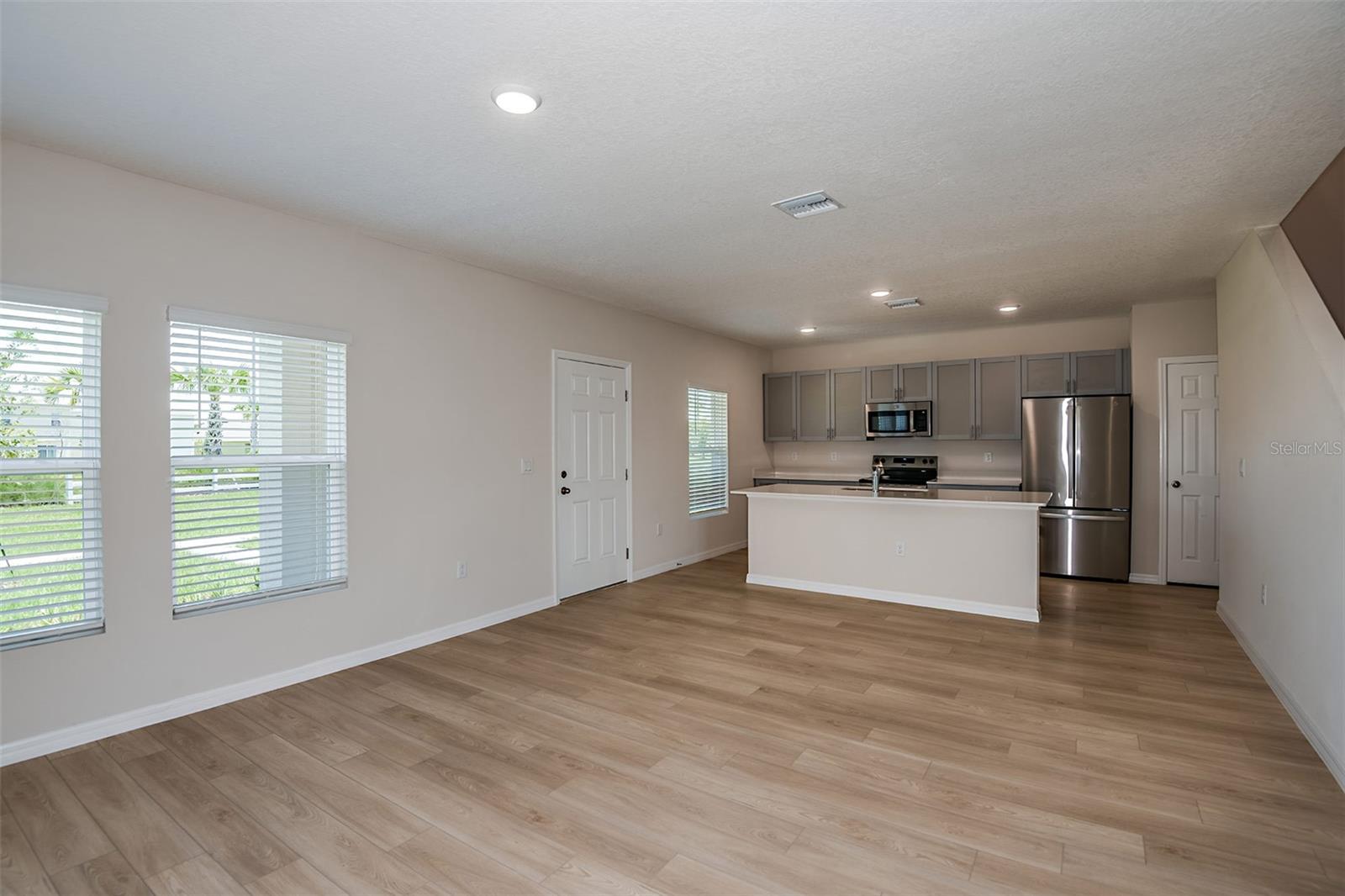 2036 Marigold Aly Property Photo 7
