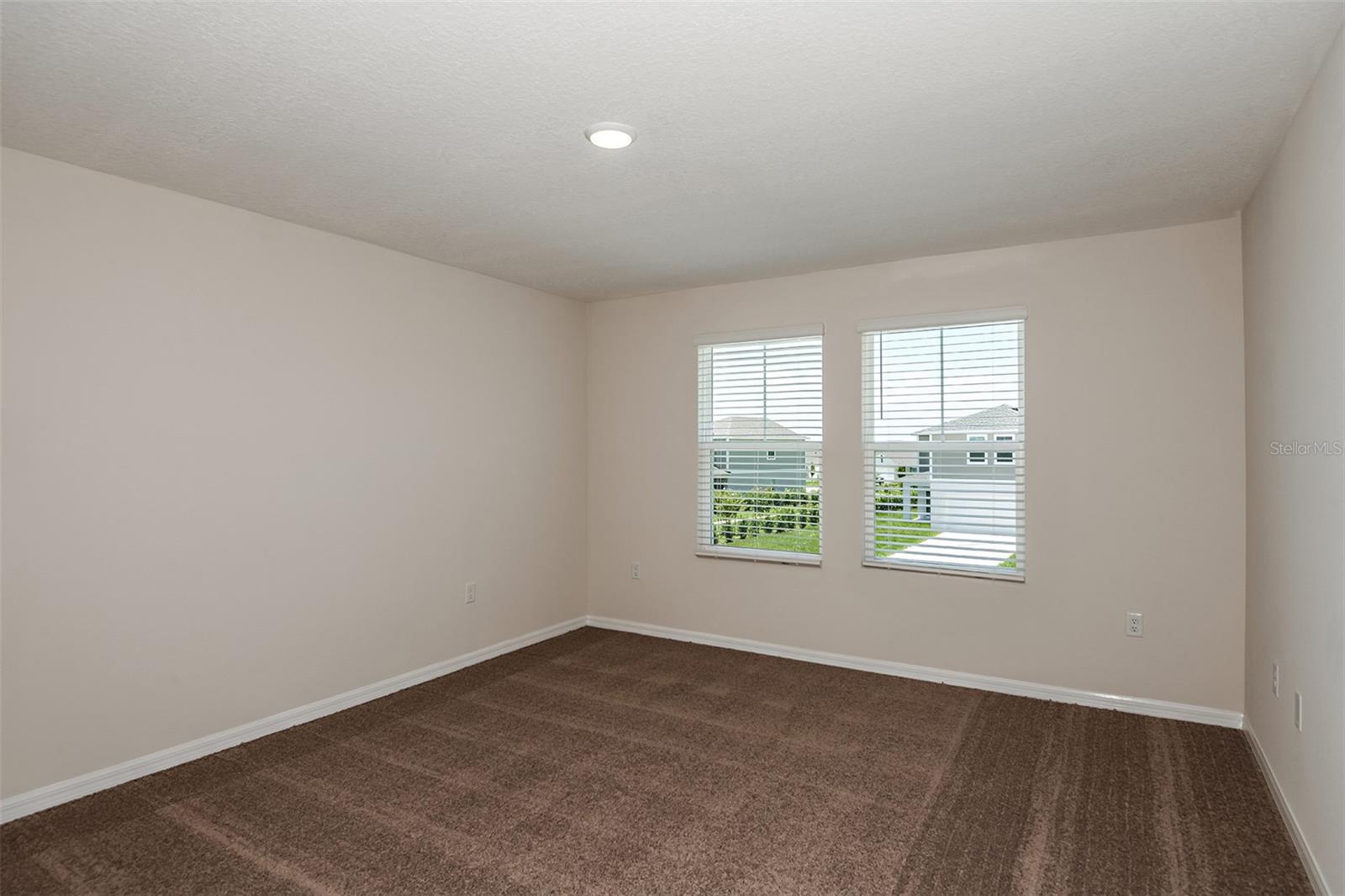 2036 Marigold Aly Property Photo 11