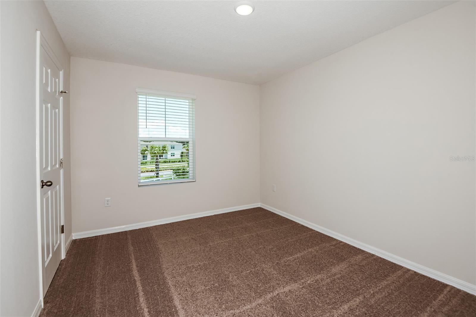 2036 Marigold Aly Property Photo 18