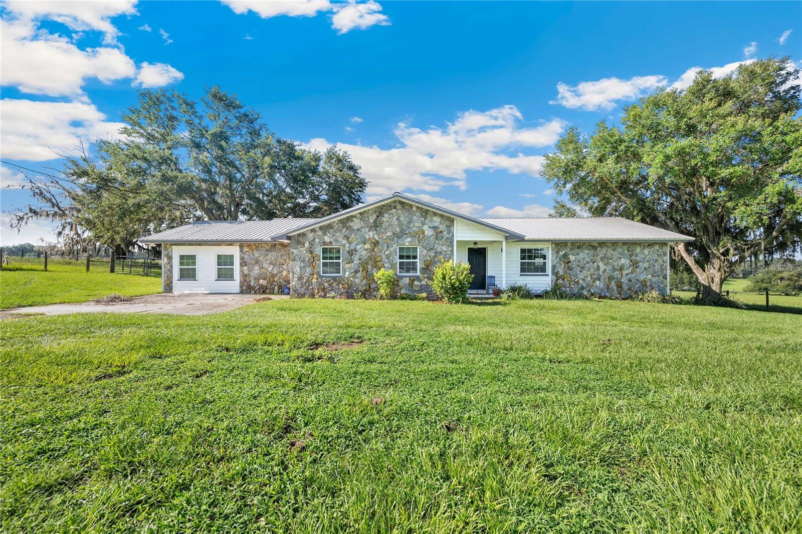 31226 Saint Joe Rd Property Photo 1