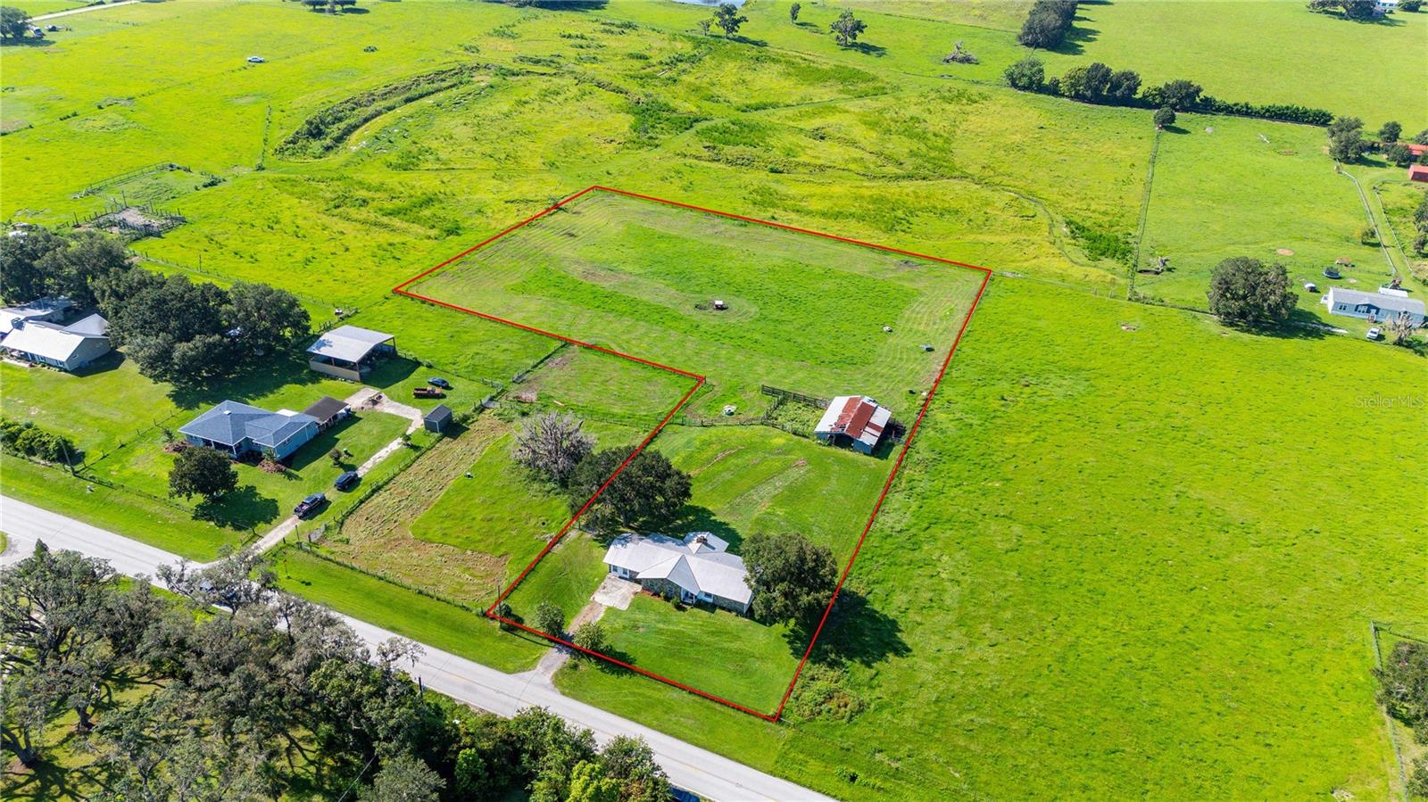 31226 Saint Joe Rd Property Photo 3