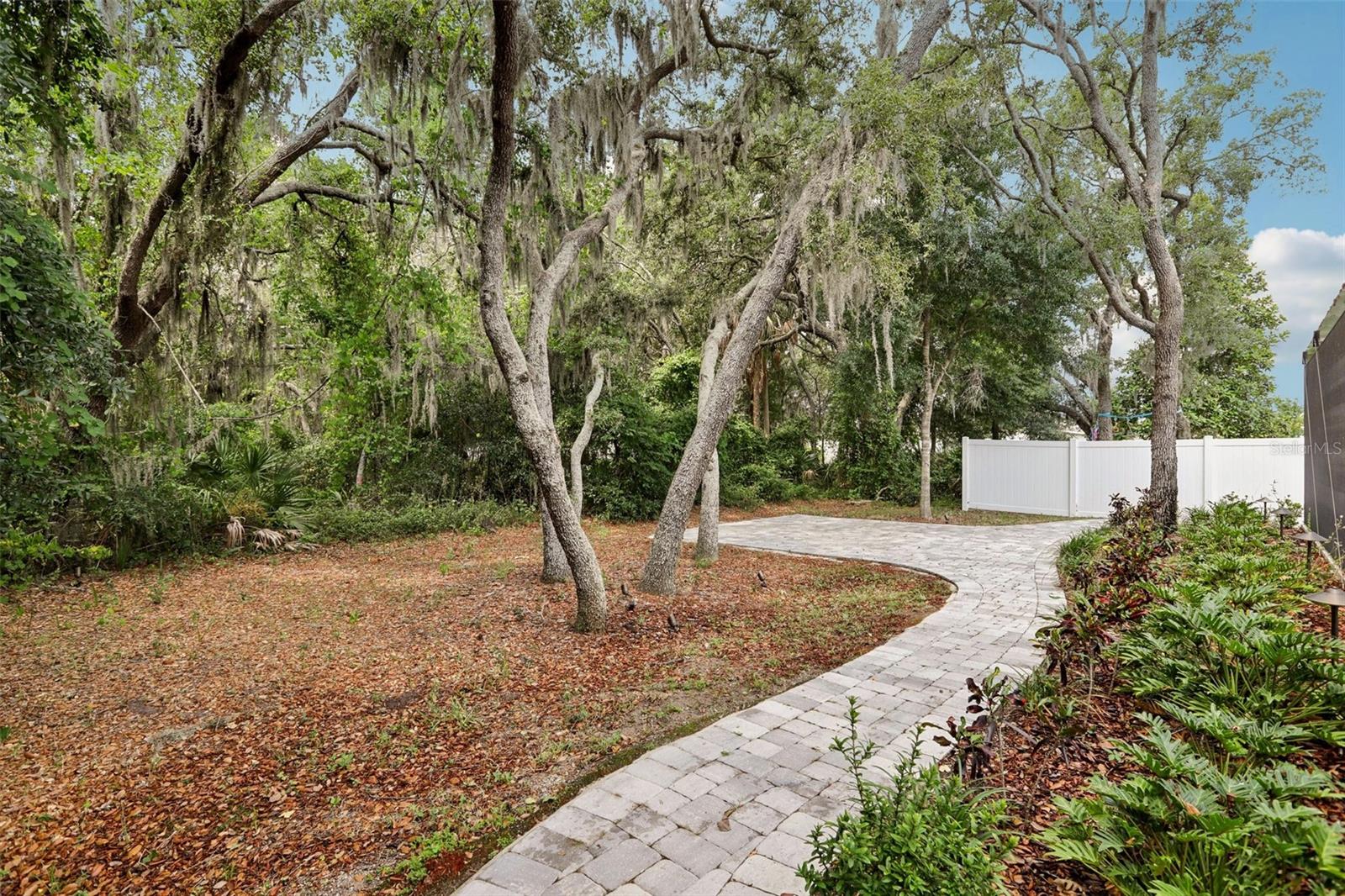 12607 Flatwood Creek Dr Property Photo 58