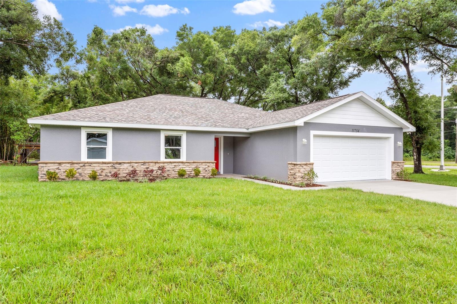 11734 Orange Ct Property Photo 1