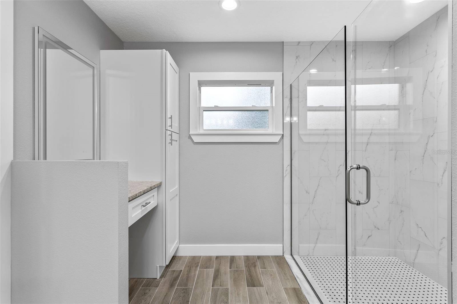 11734 Orange Ct Property Photo 15