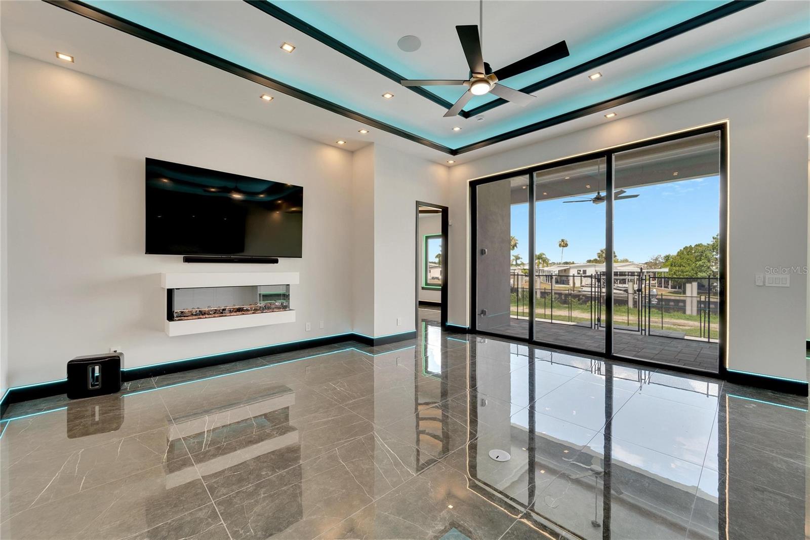6540 Simone Shores Cir Property Photo 12
