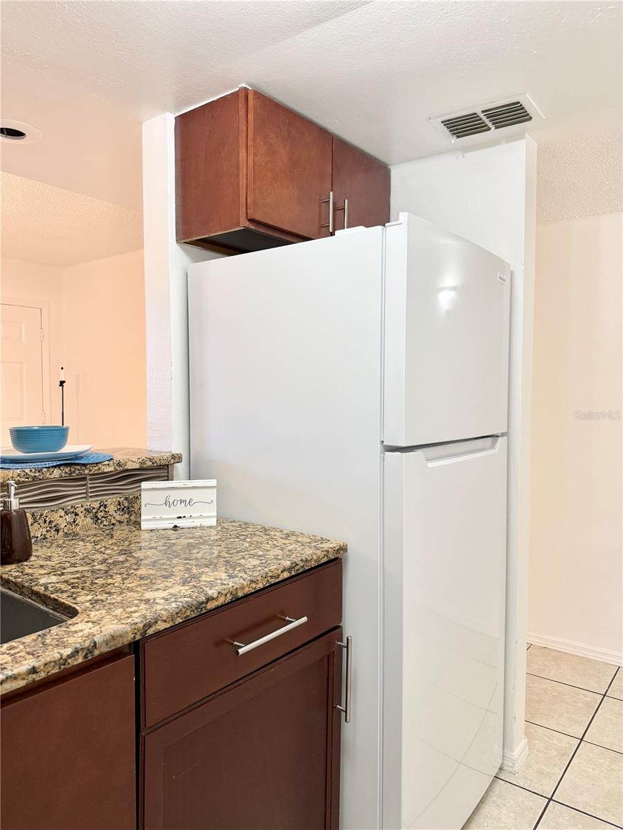 7112 Waterside Dr Property Photo 8