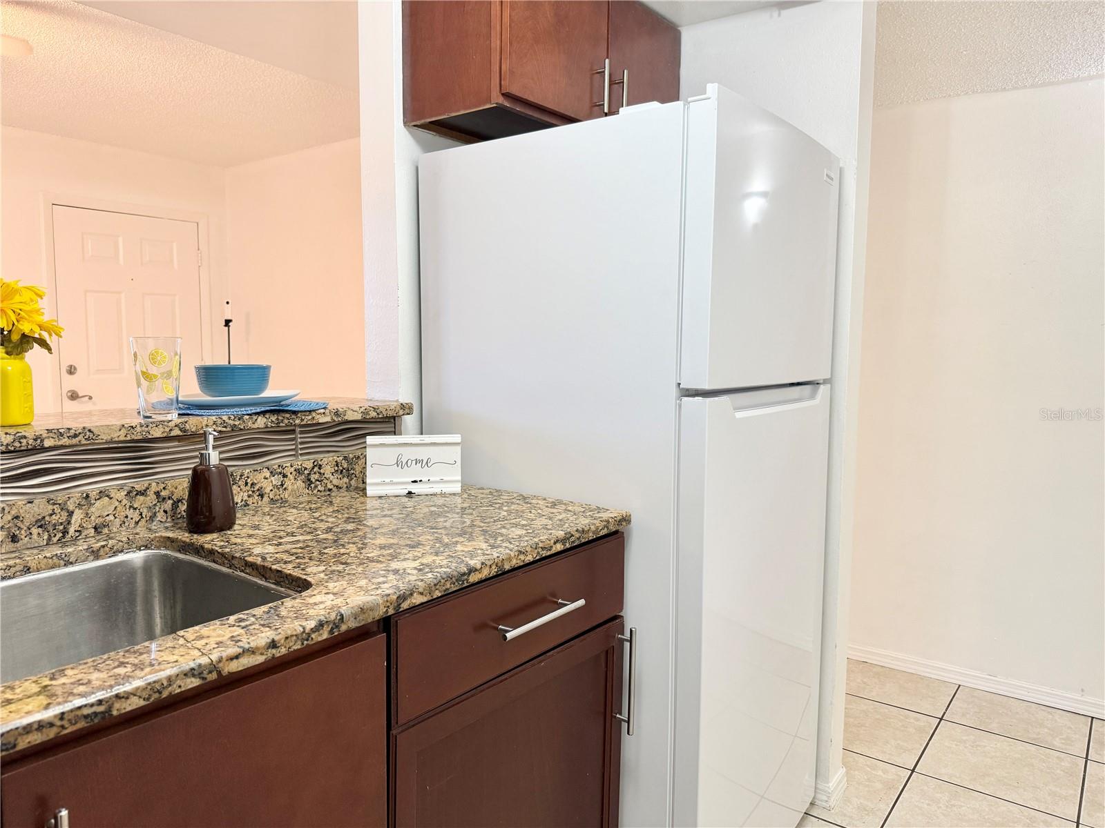 7112 Waterside Dr Property Photo 9